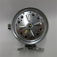 片軸リールシルバー